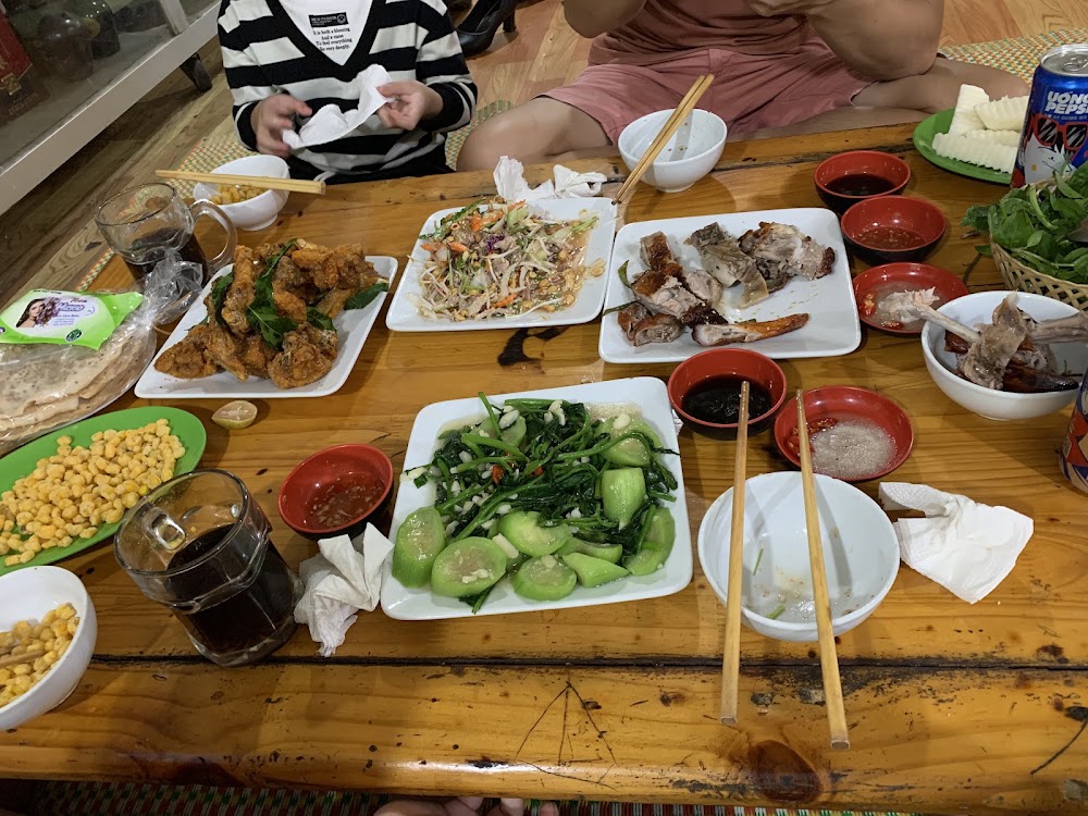 Nhà hàng vịt núi Trung Chính