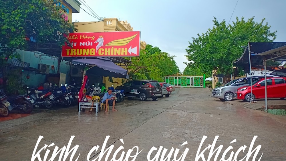 Nhà hàng vịt núi Trung Chính