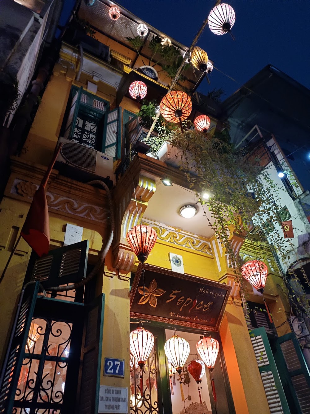 5 Spice Restaurant – Ngũ Vị Quán