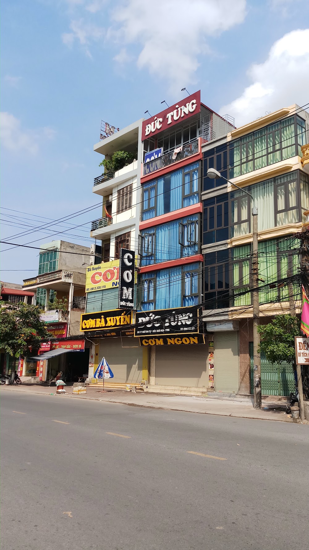 Quán Cơm Đức Tùng