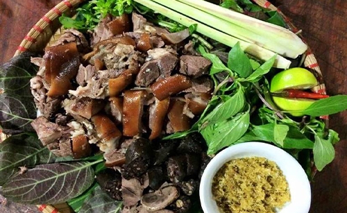 Nhà hàng bia vàng