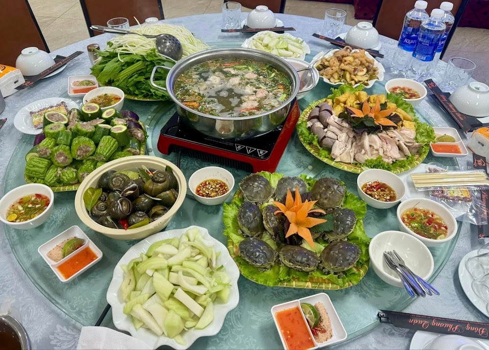 Đông Phương Quán