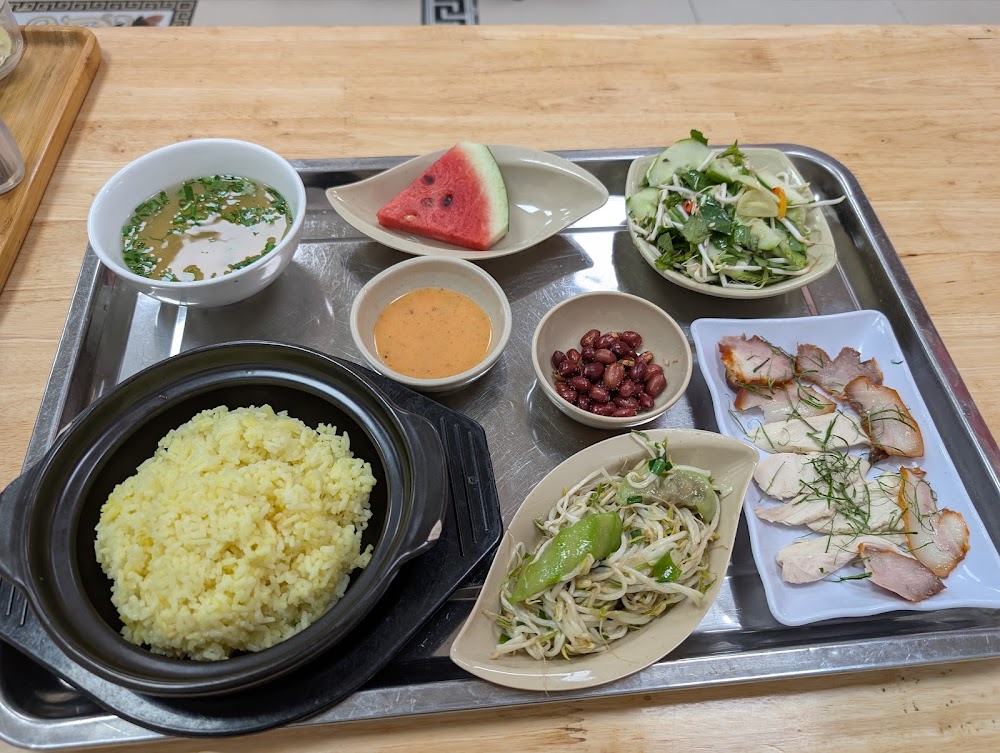 PHỞ GÀ- BÚN THANG PHÚC HƯƠNG CHỢ SUỐI HOA