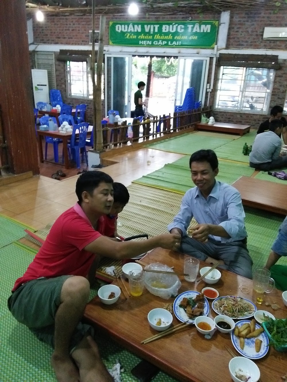 Quán Vịt Đức Tâm
