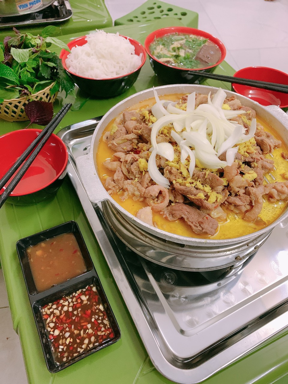 Đấu Mã Quán Lẩu Nướng