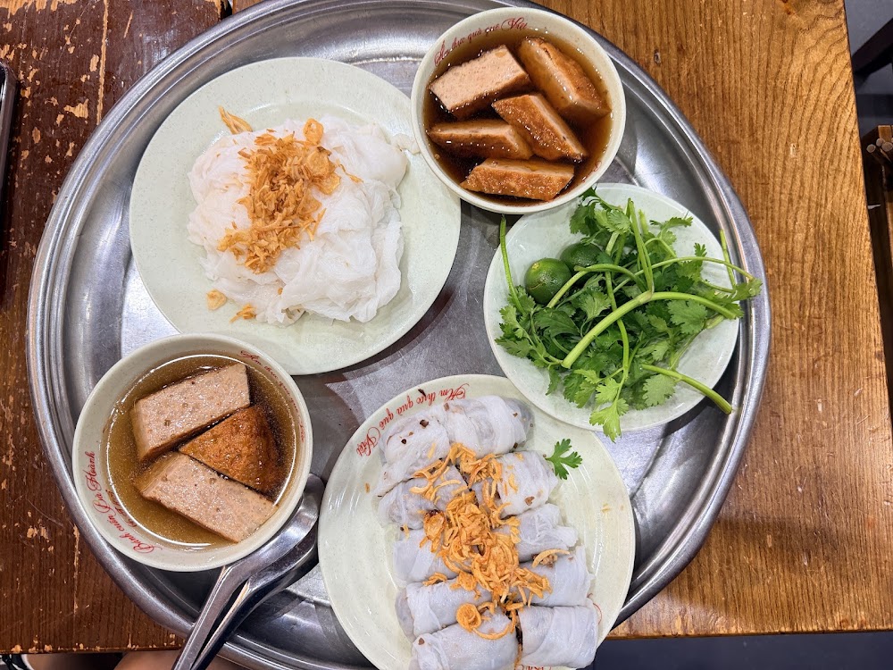 Bánh Cuốn Bà Hoành