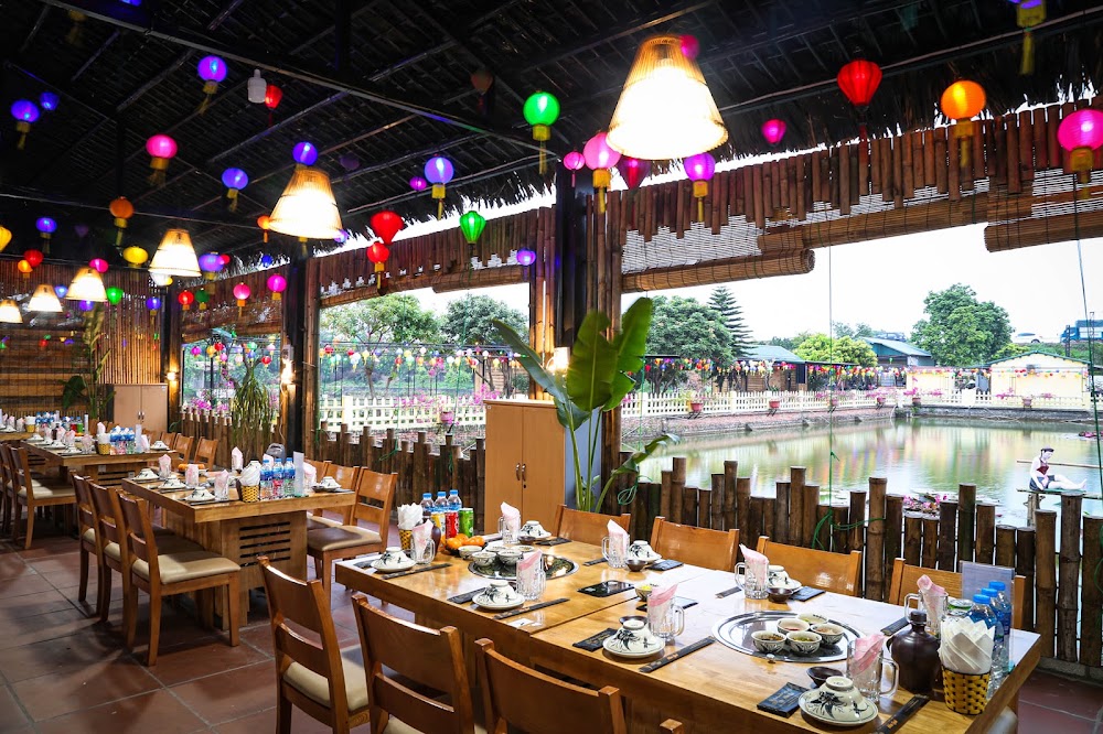 Nhà hàng Ẩm thực Sinh thái Hồn Quê — Khu Cổ Mễ, Vũ Ninh, Bắc Ninh