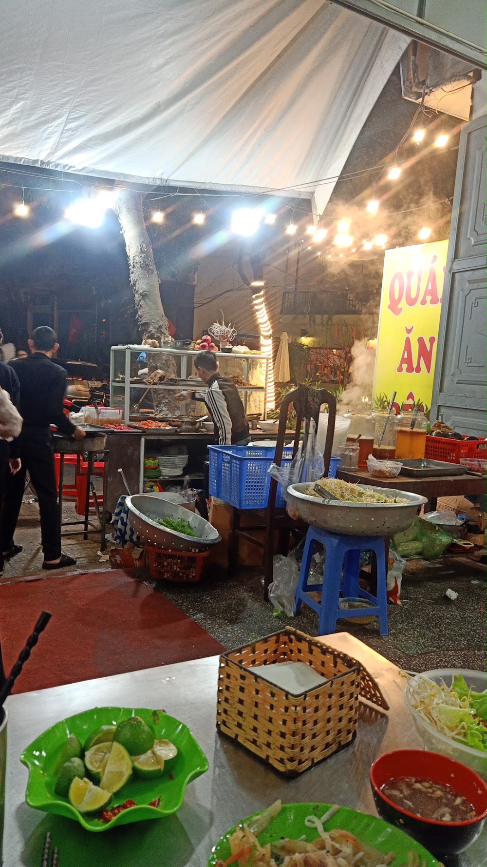 Quán ăn đêm Đài Thuỷ