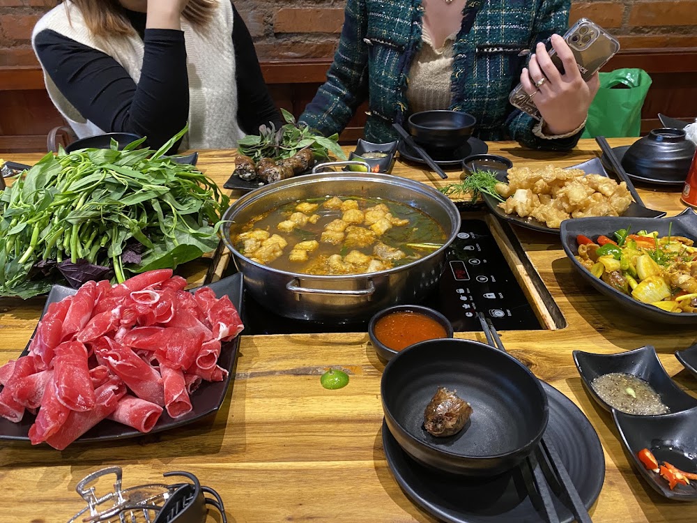 Nhà Hàng Lẩu Phát
