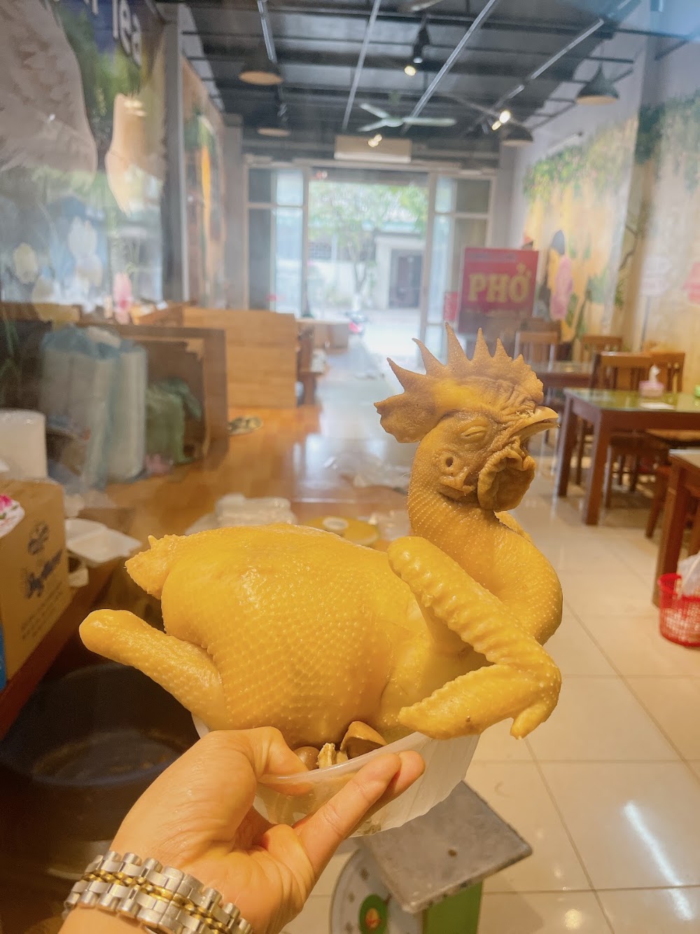 Gà Không Lối Thoát Hoàng Tuyển – Không gian quán