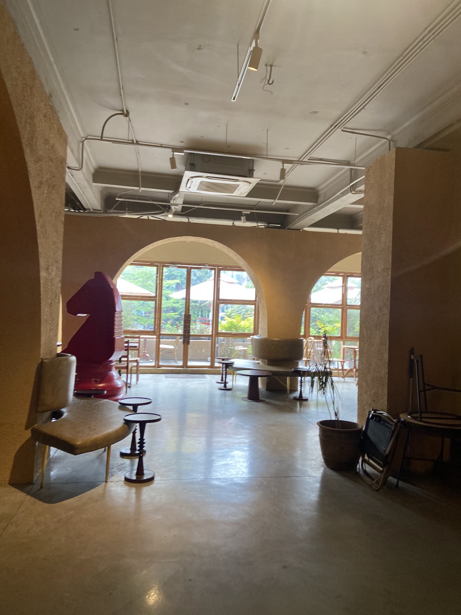 8Hours - Nguyễn Phong Sắc – Không gian quán