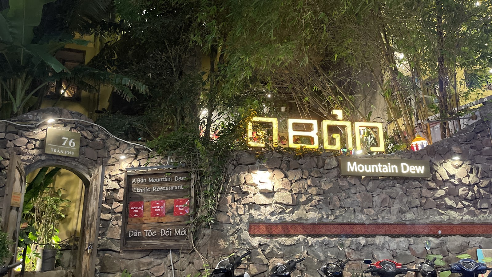 A Bản - Mountain Dew