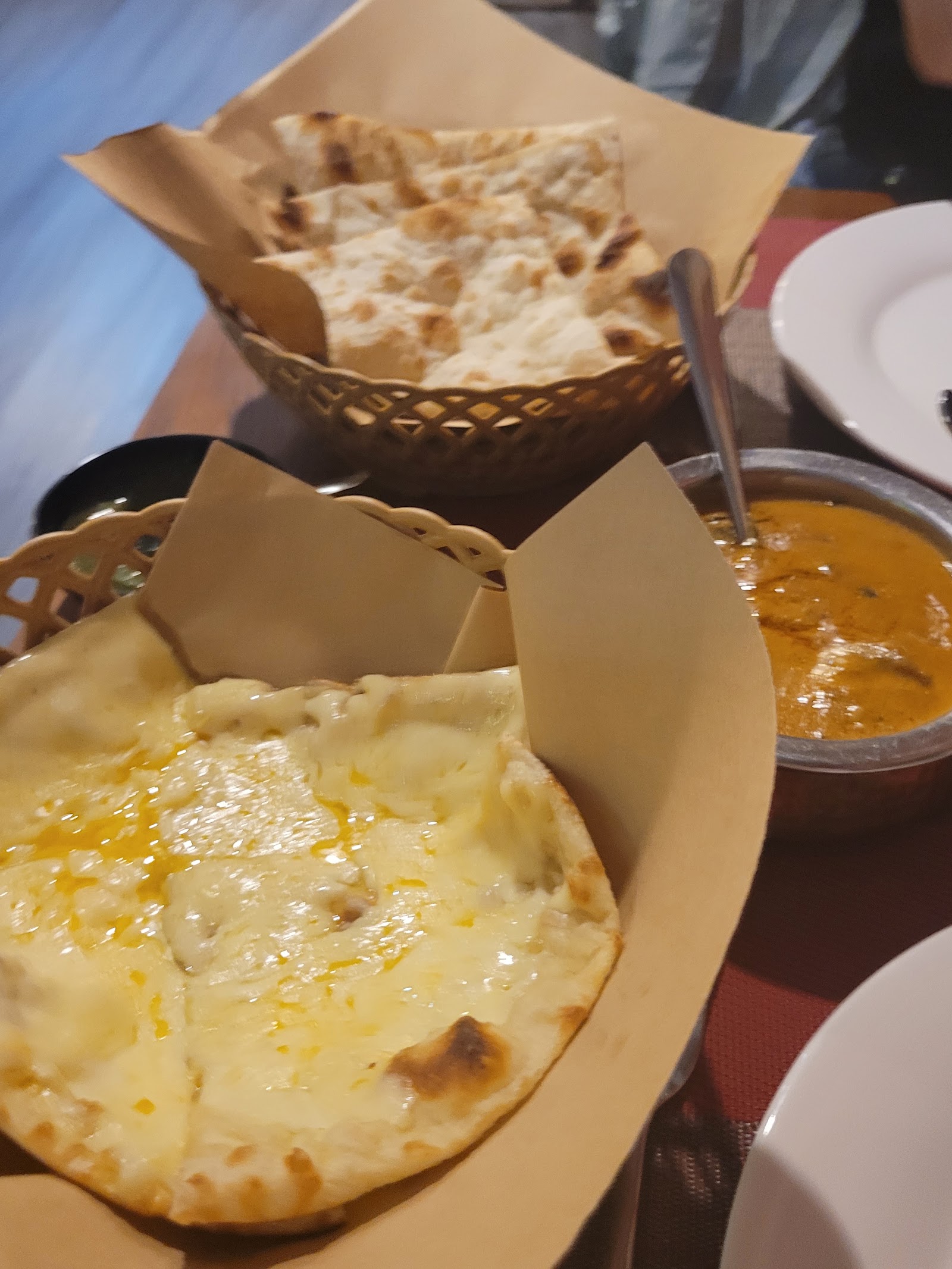 Aalishan Indian & Vegetarian Restaurant