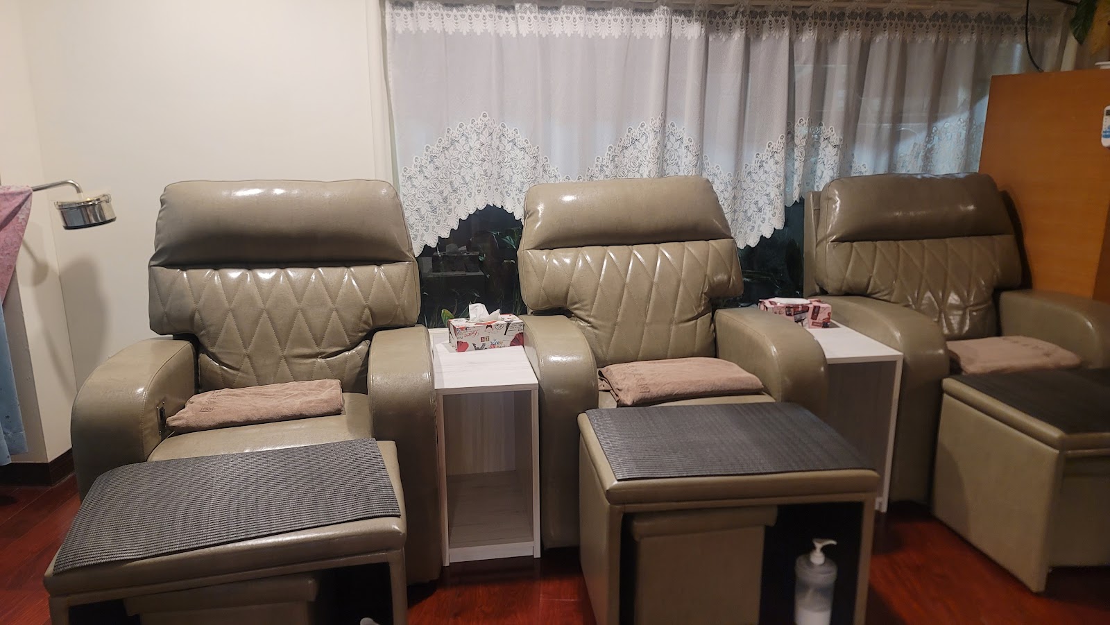 艾之足健康足體養身館 i Easy Massage環境照