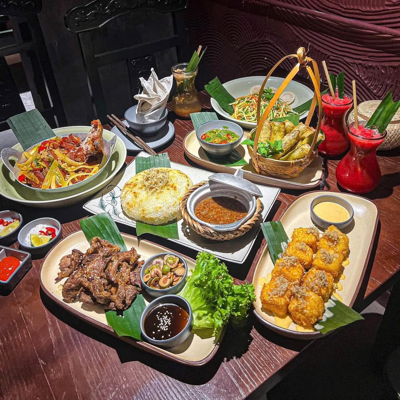 Ẩm thực Bó Đũa