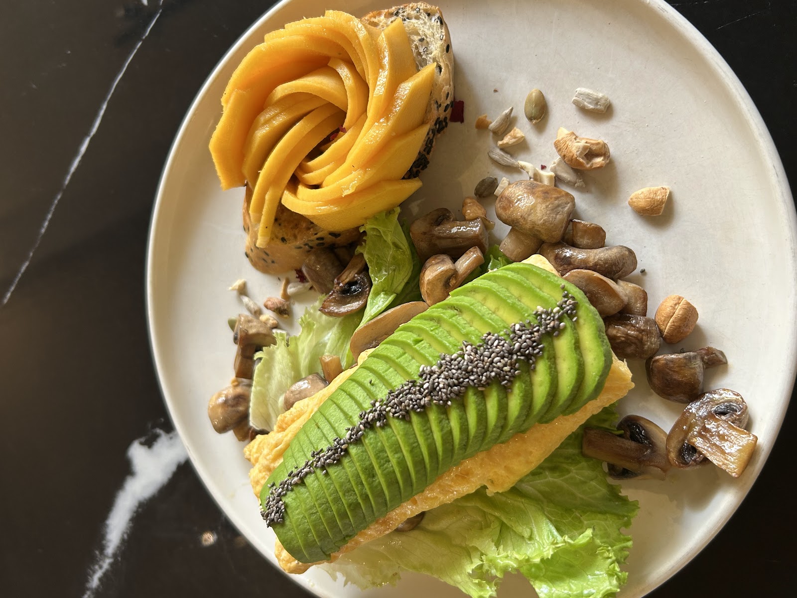 Avos and Mango Coffee Shop