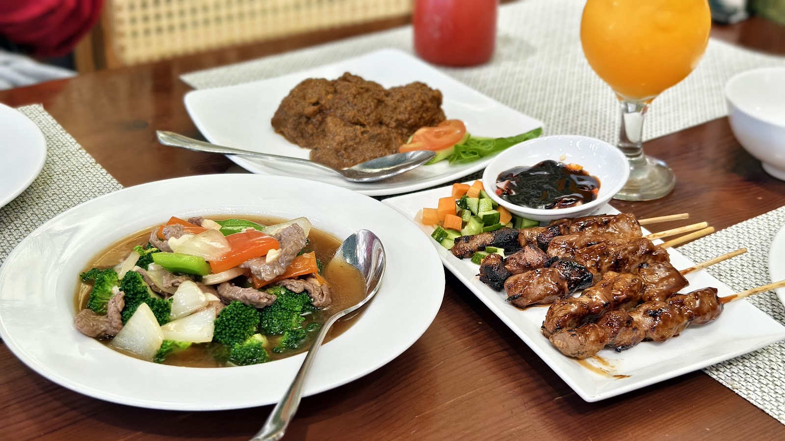 Batavia Restaurant & Cafe