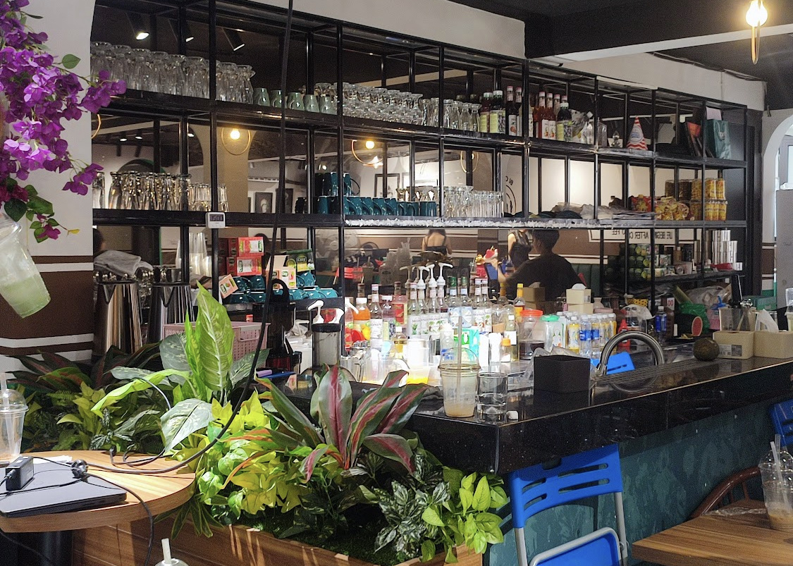 Bi Coffee tầng 2
