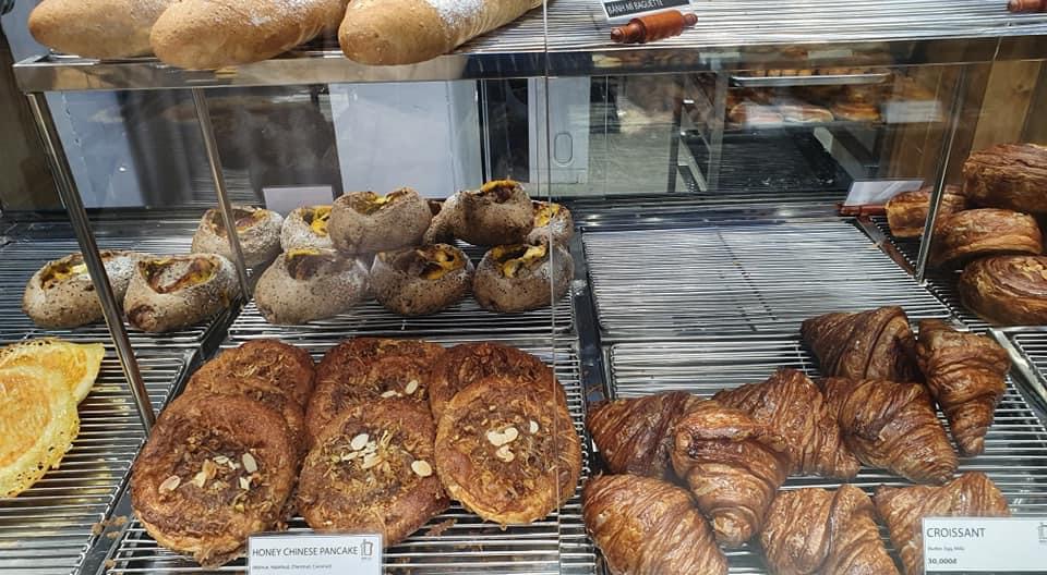 Bread Factory - Xưởng bánh mì tươi