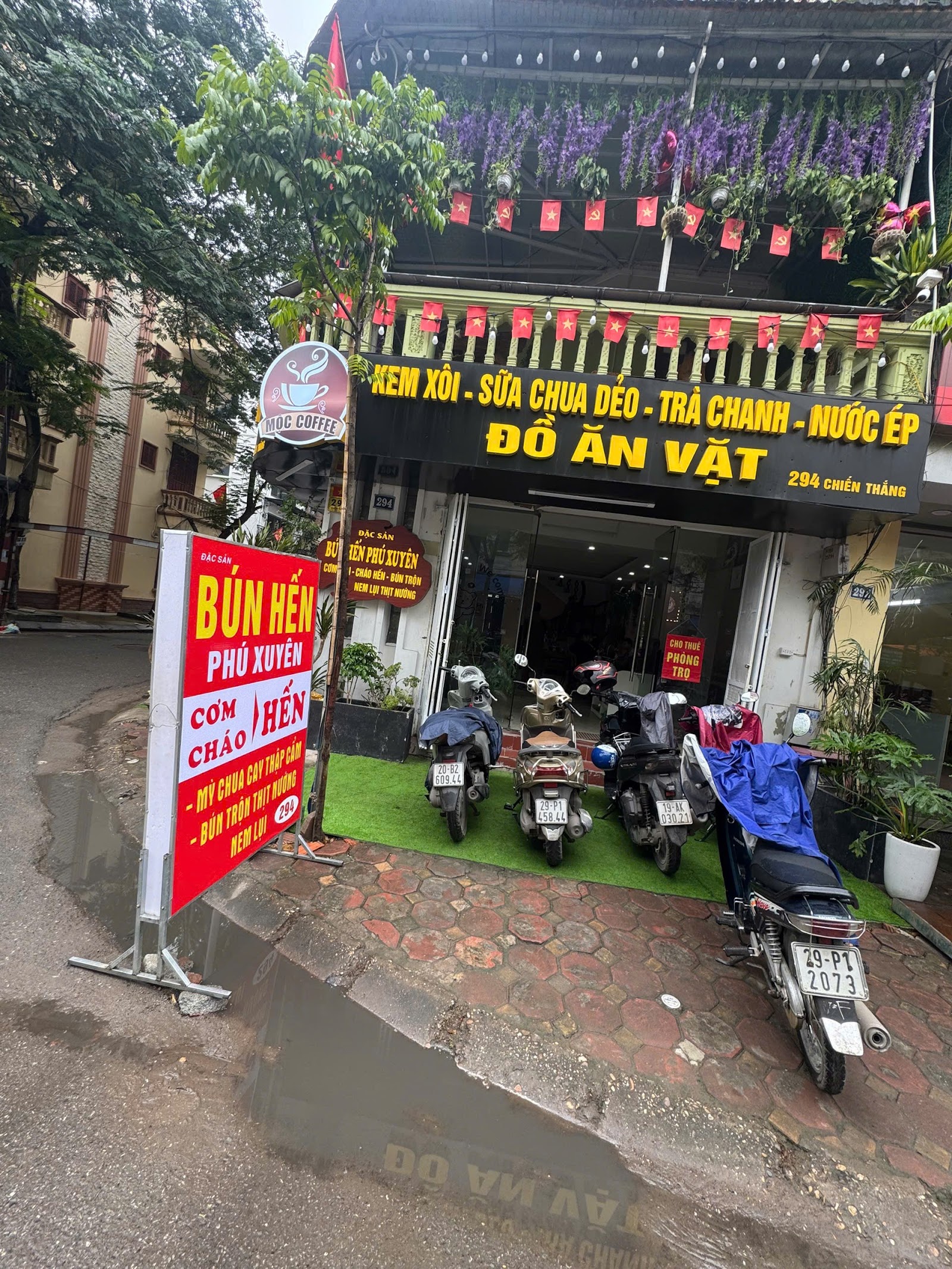 Bún Hến Phú Xuyên- Bún chả-Bún trộn thịt nướng nem lụi-Cơm Hến-Cháo hến-Văn Quán hà đông.(Kem xôi-Sữa chua dẻo-Đồ ăn vặt)