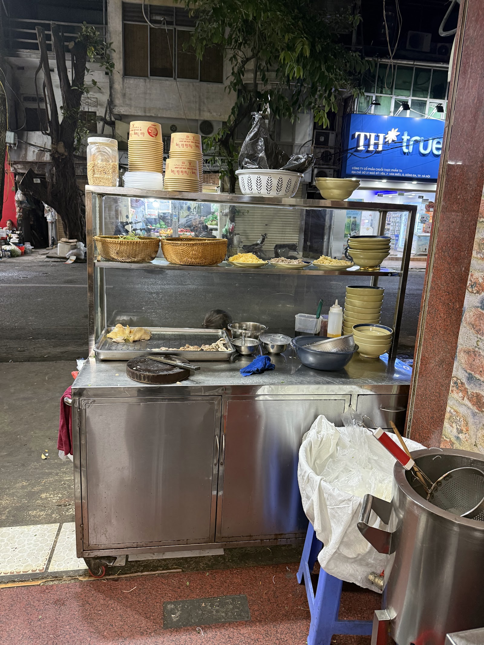 Bún Thang Bà Tổng – Không gian quán