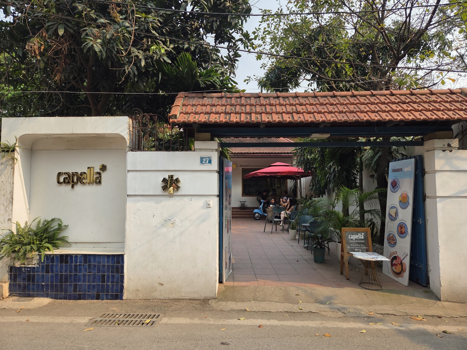 Capella Coffee Roaster – Không gian quán