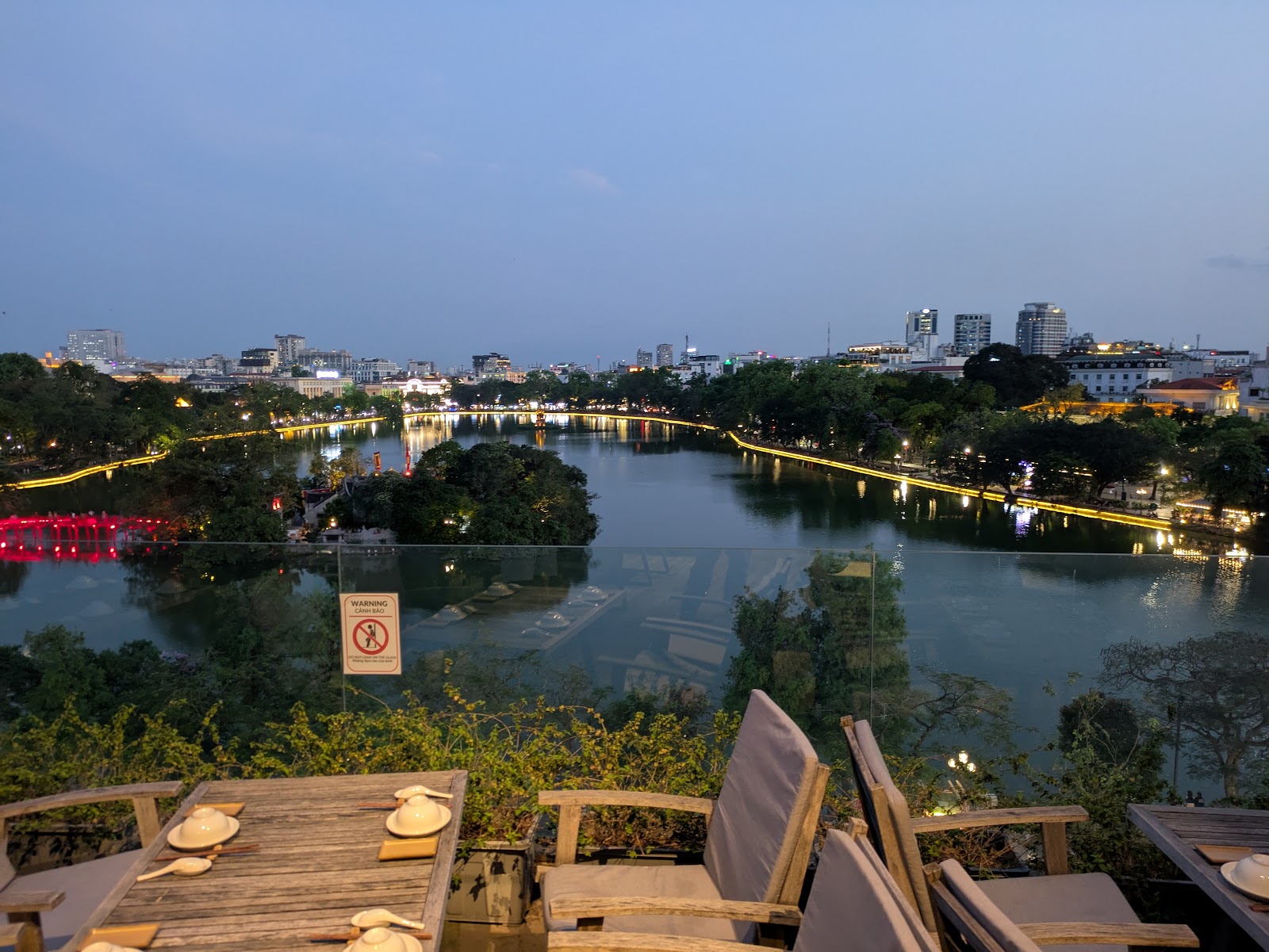 Cau Go Vietnamese Cuisine
