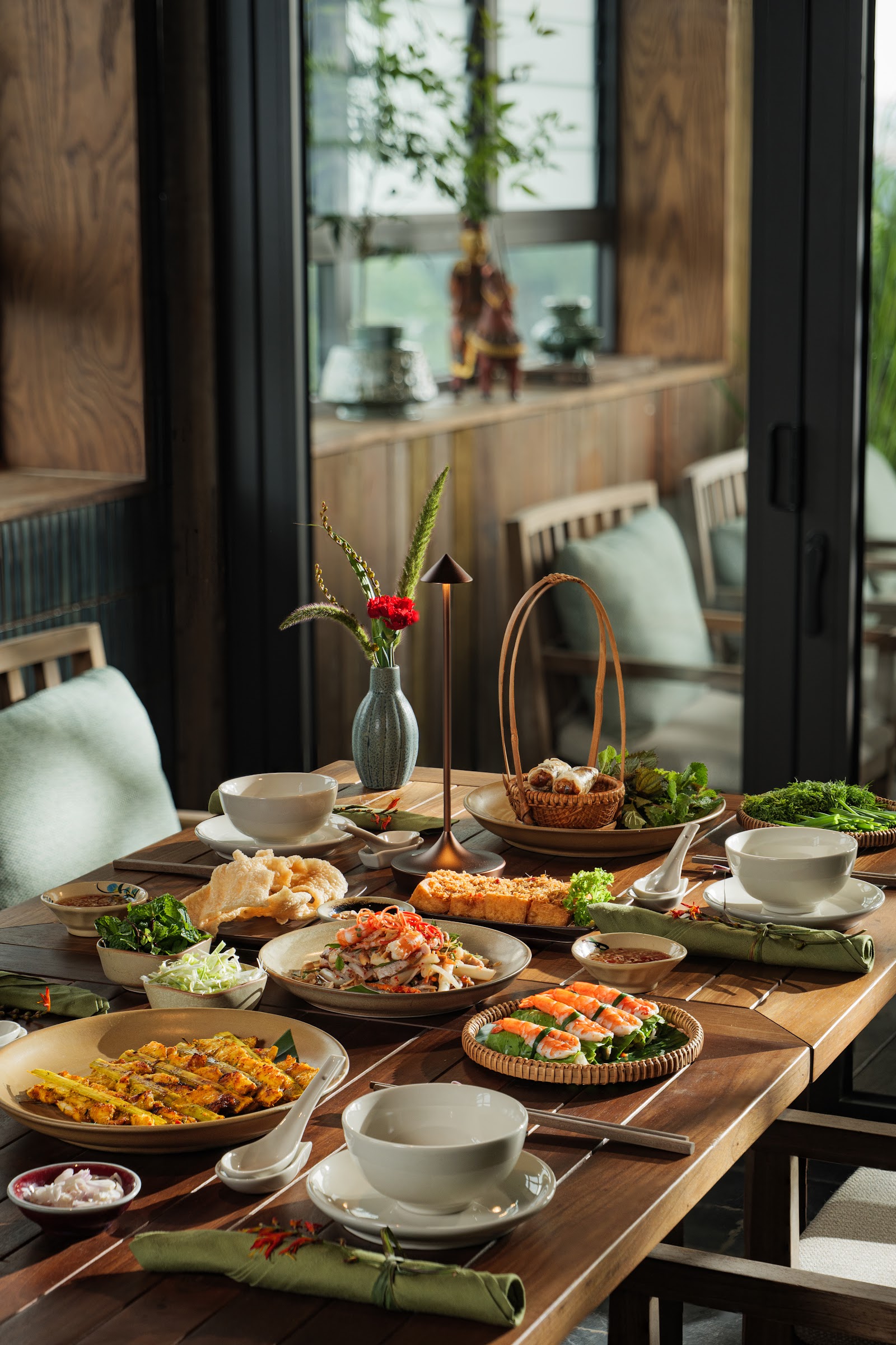 Cau Go Vietnamese Cuisine