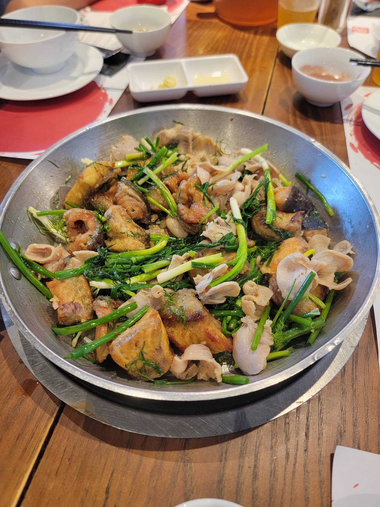 Nhà hàng Chả cá Phùng Gia - KĐT Đặng Xá (Hanoi La Vong Fish Restaurant)