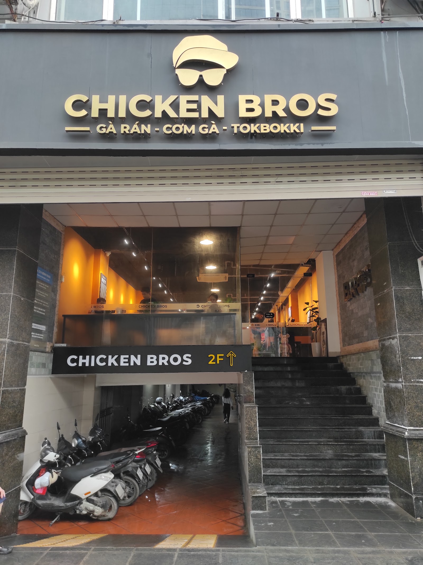 Chicken Bros 형제치킨 – Không gian quán