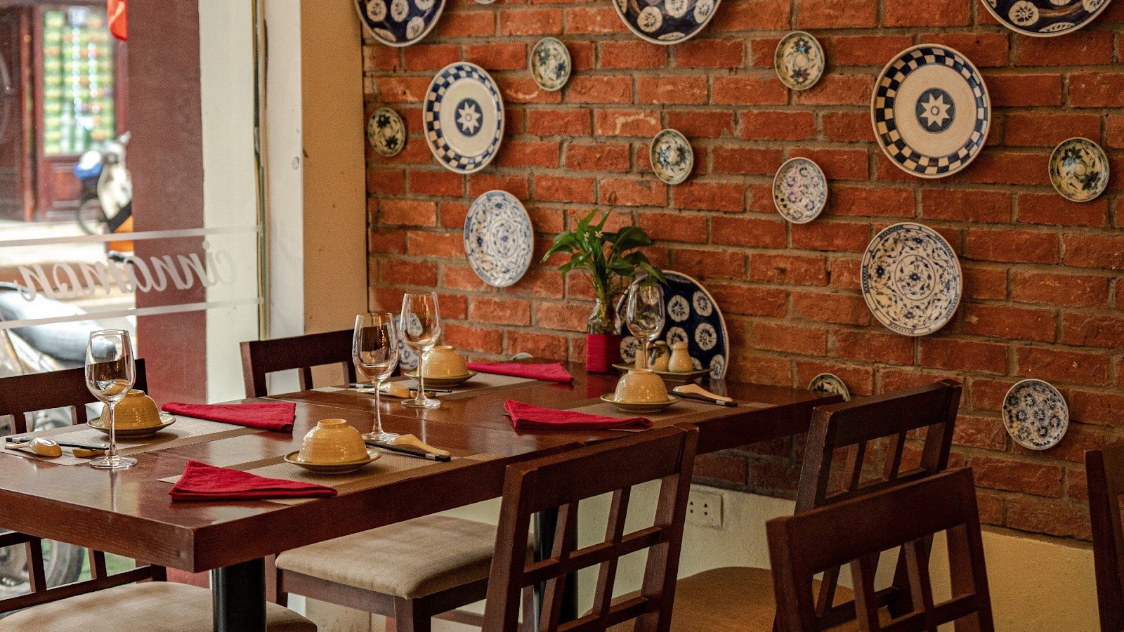 Cinnamon Restaurant – Không gian quán