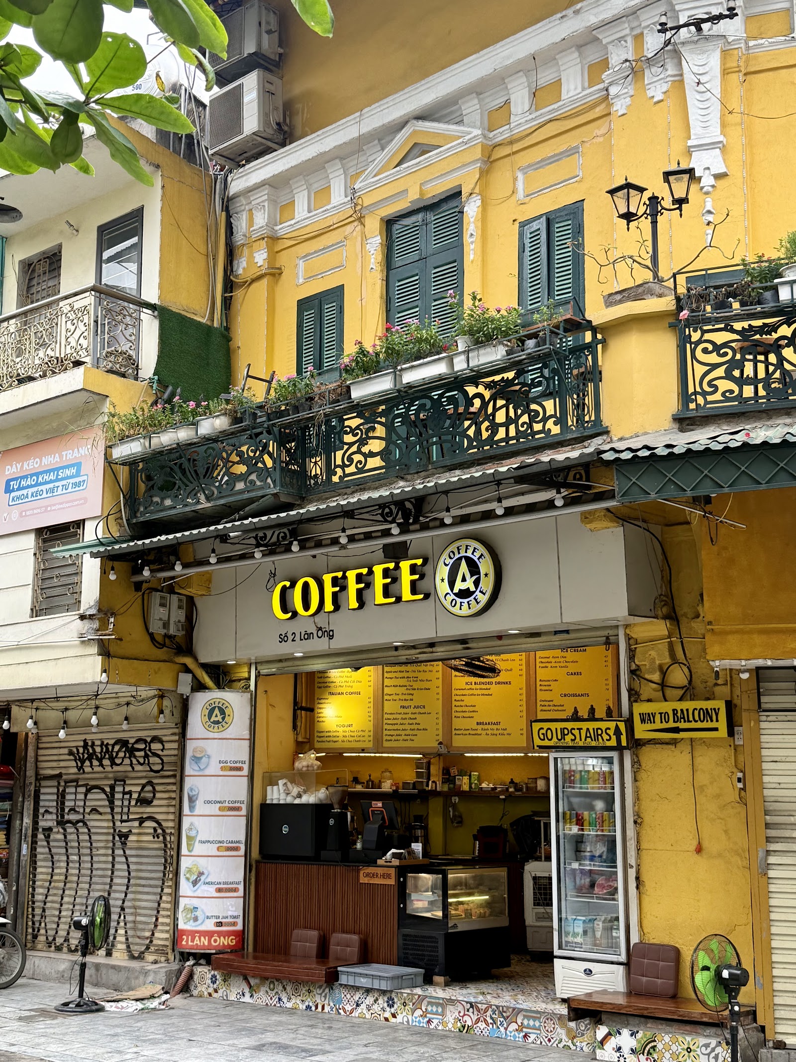 Coffee A – Không gian quán