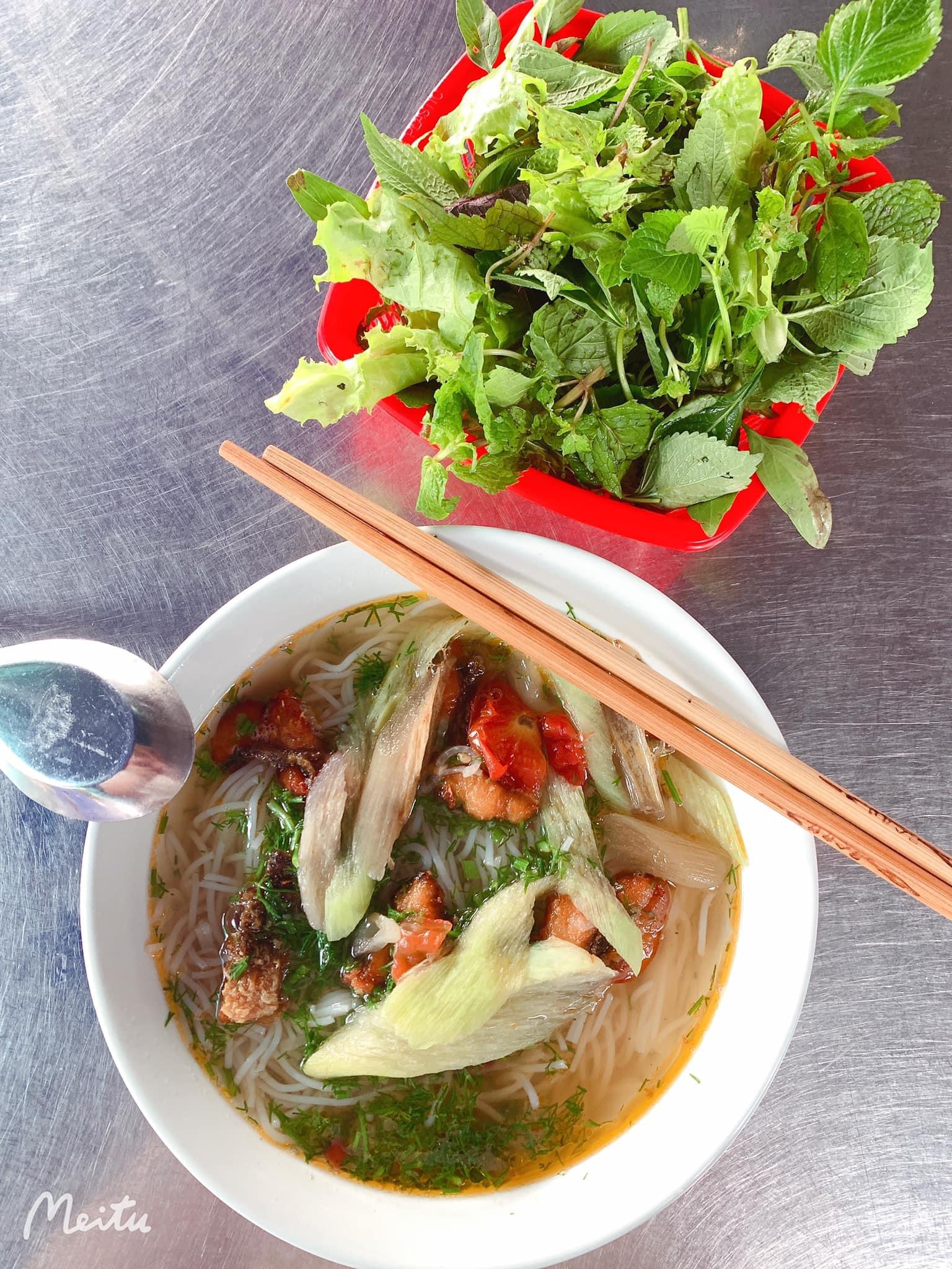 Cơm Bình Dân Tiến Lộc
