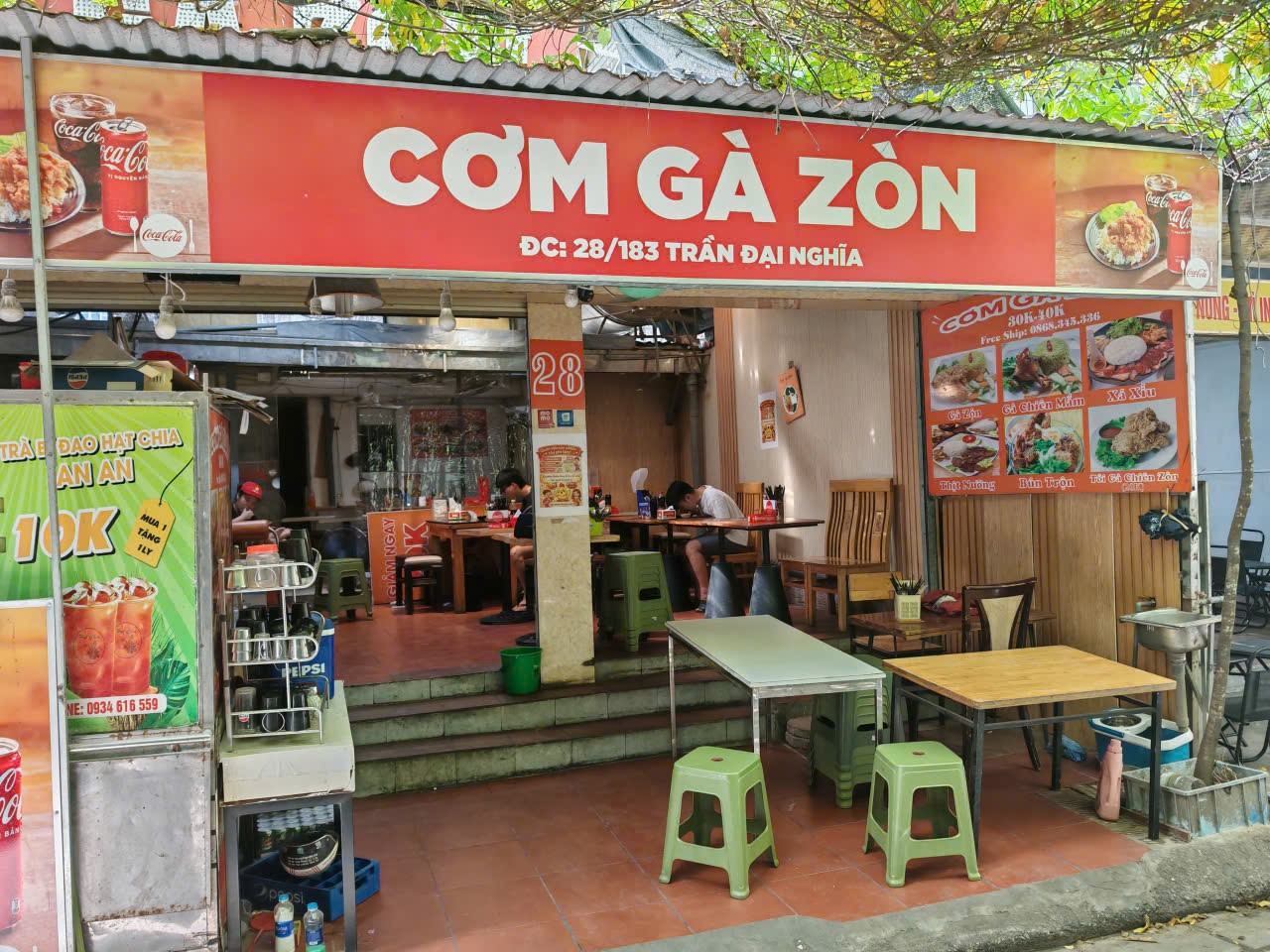 Cơm Gà Zòn