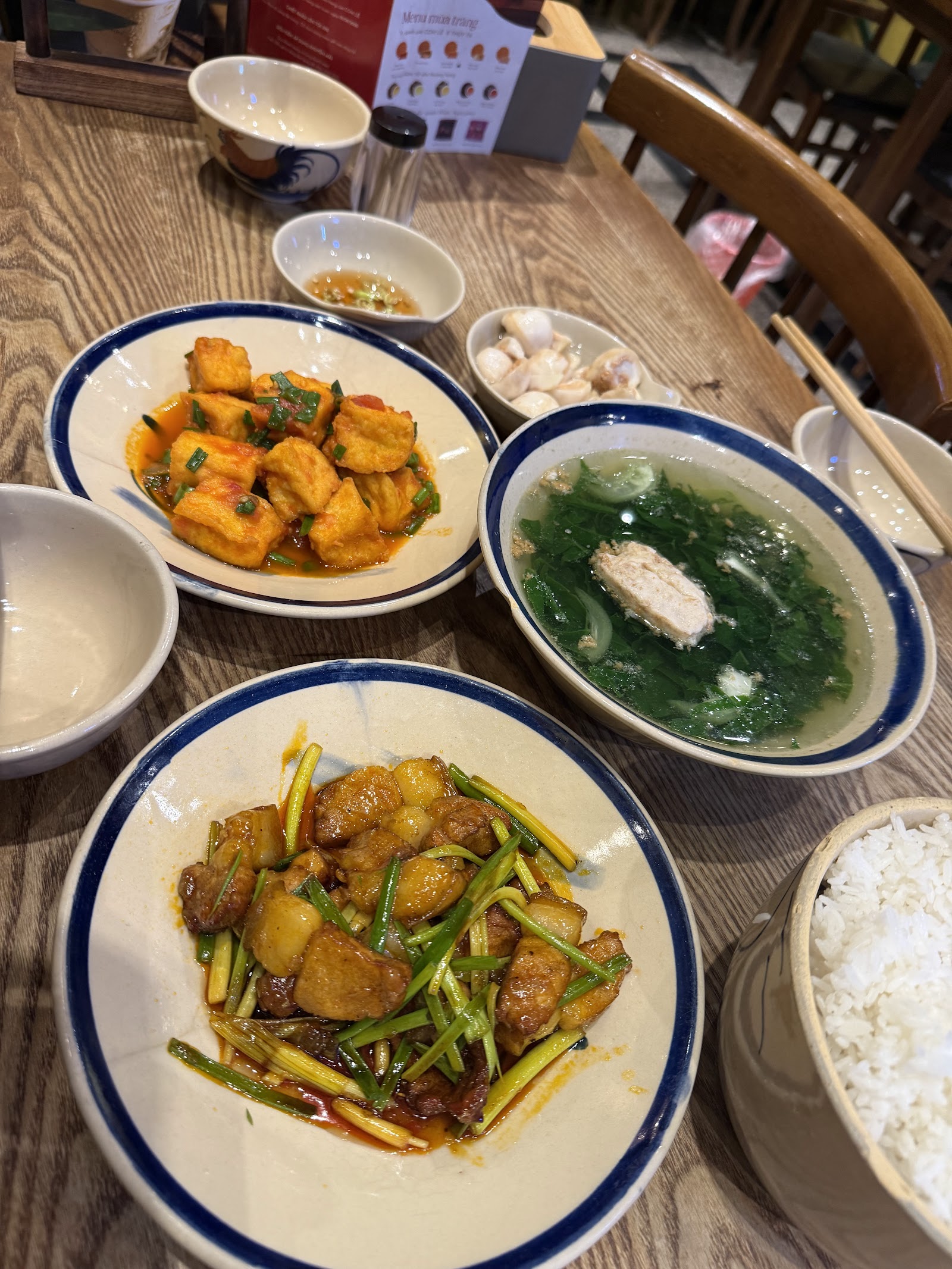 Cơm Lệ