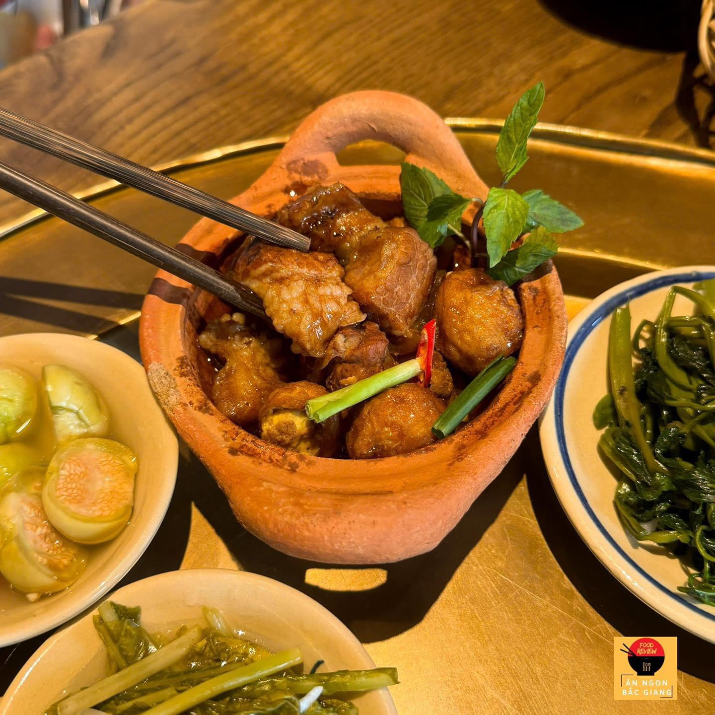 Cơm Niêu Vị Xưa - Vietnamese cuisine - Trọn vị cơm nhà