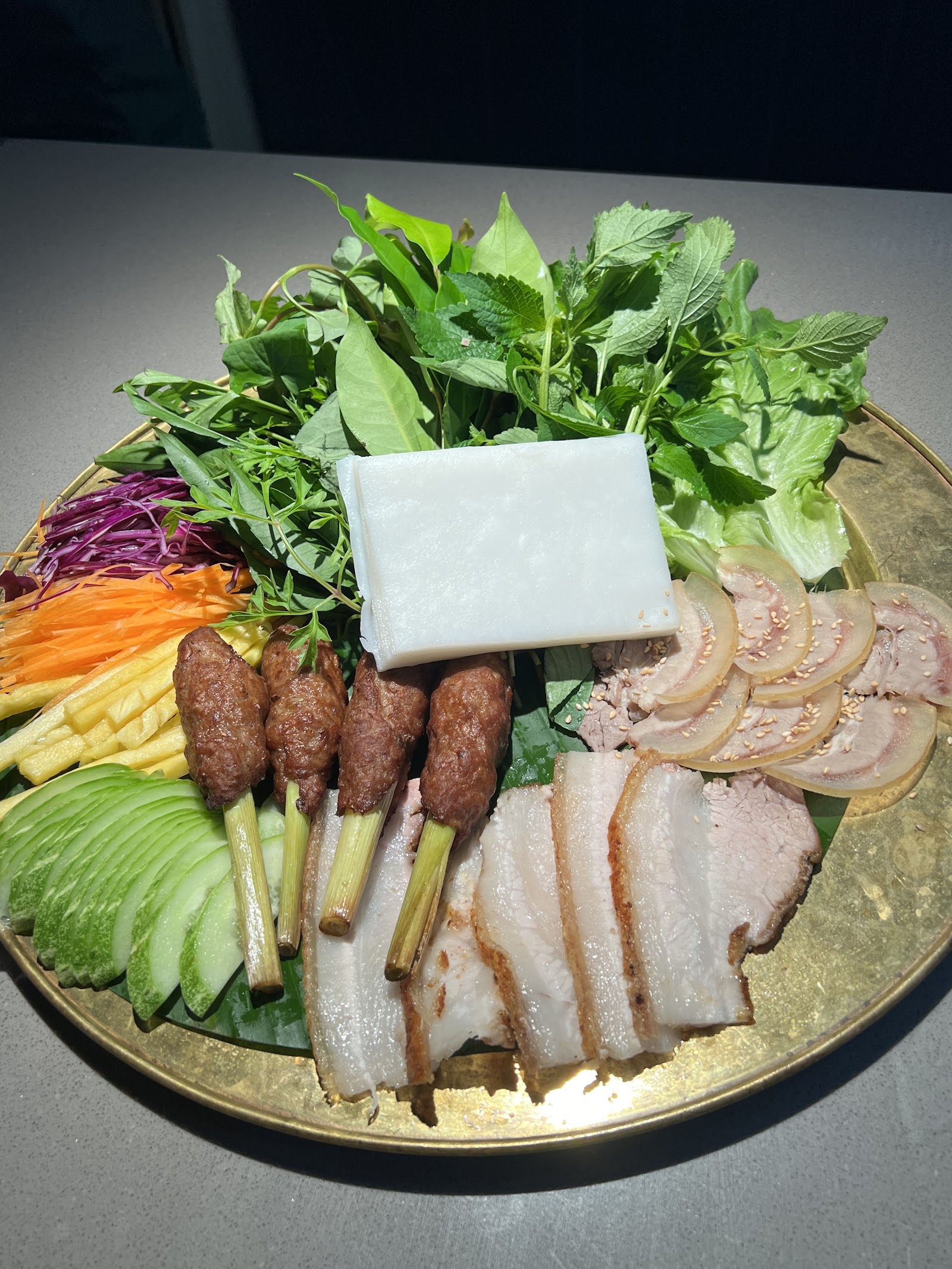 Cuốn An Vũ - Vincom Phạm Ngọc Thạch