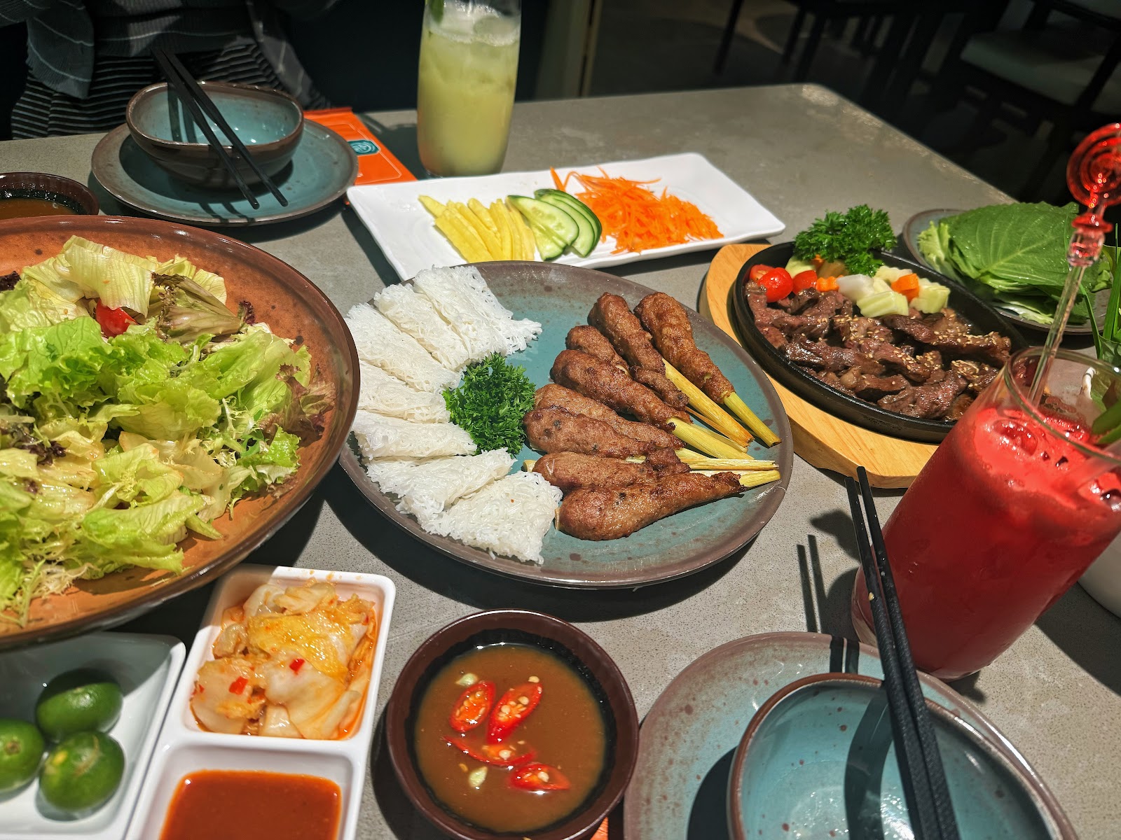 Cuốn An Vũ - Vincom Phạm Ngọc Thạch