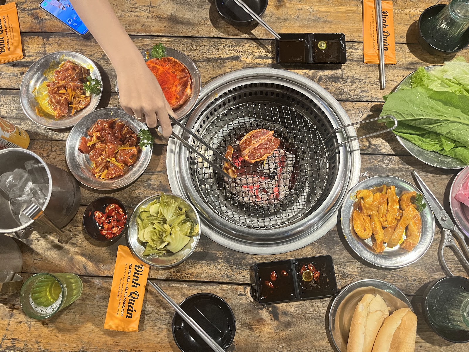 Đình Quán – Lẩu Nướng Than Hoa (91Y Võ Thị Sáu)