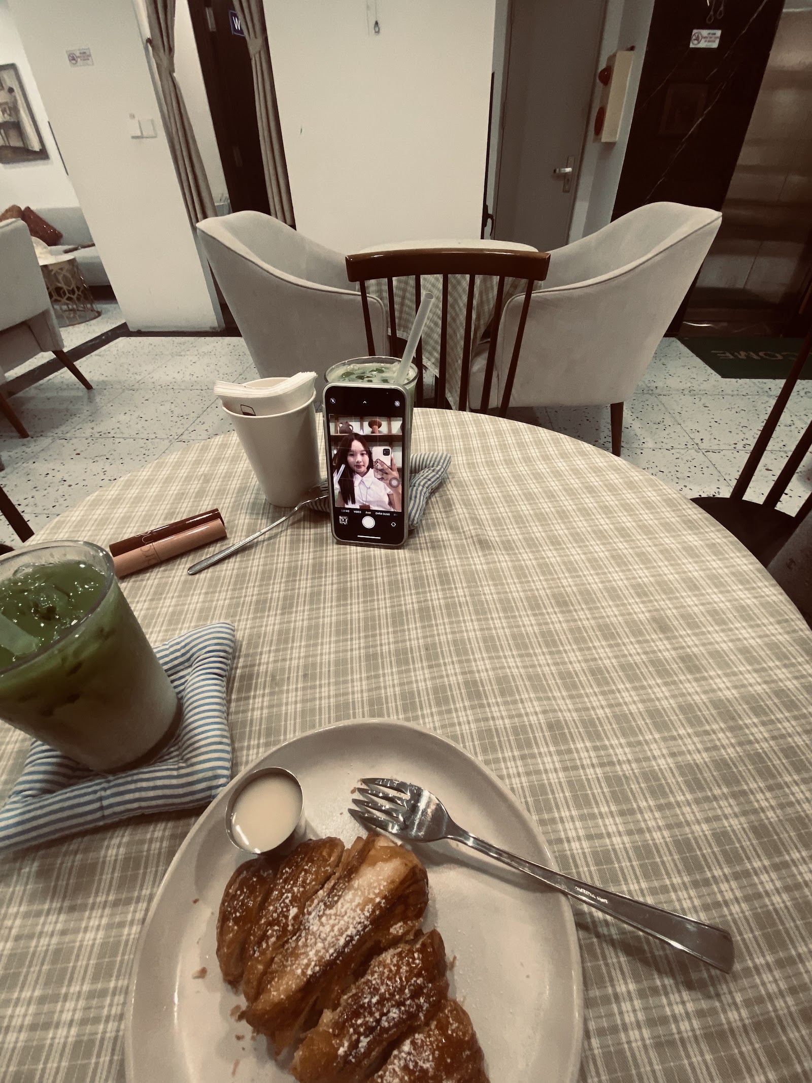 Dmood coffee