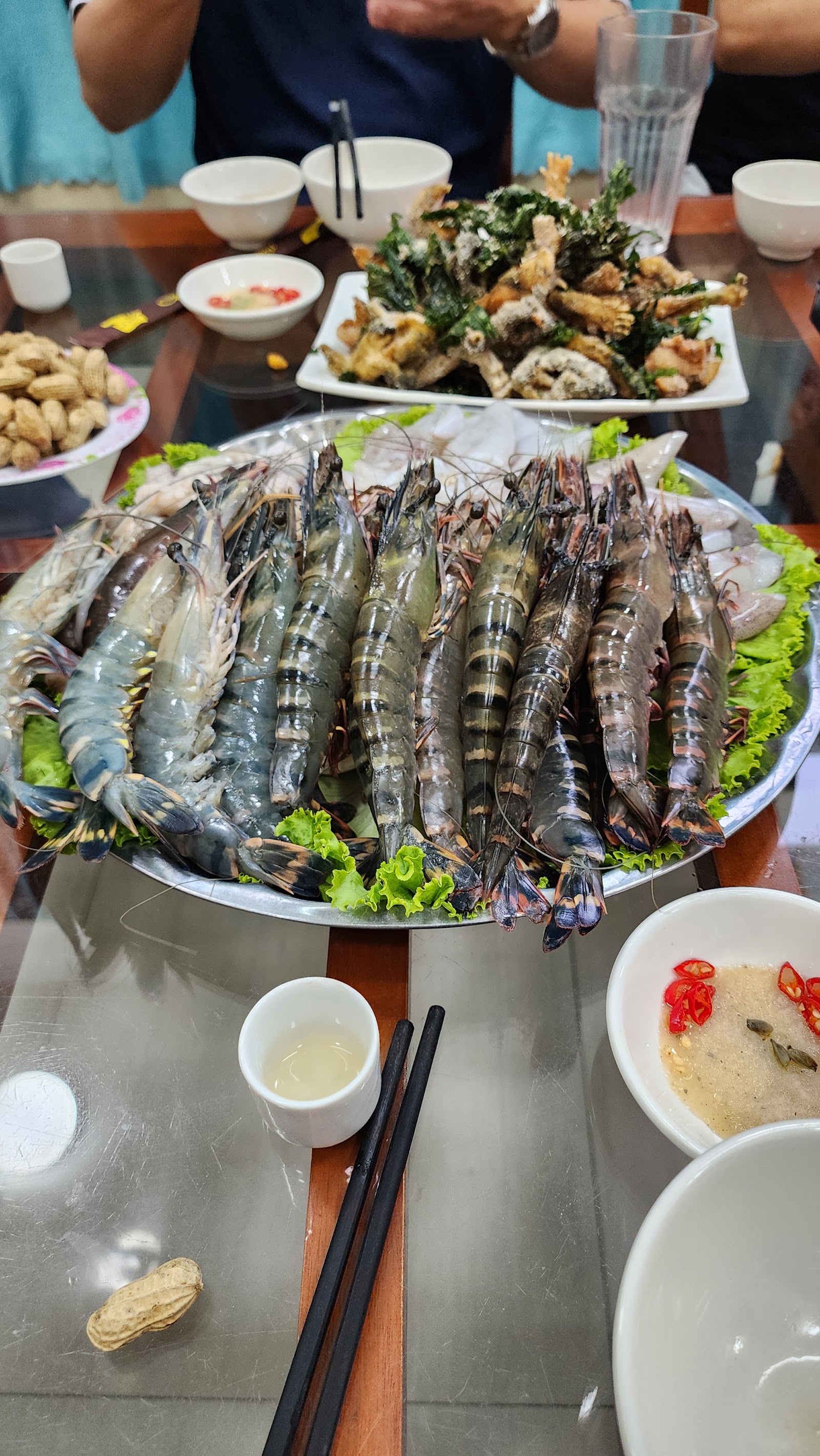 Nhà Hàng Đỗ Thêu