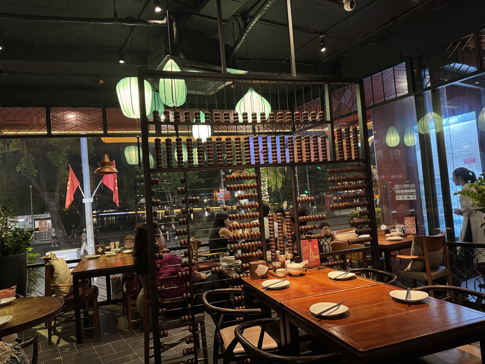 Fu Rong Hua - Cantonese Restaurant 9 Đinh Tiên Hoàng