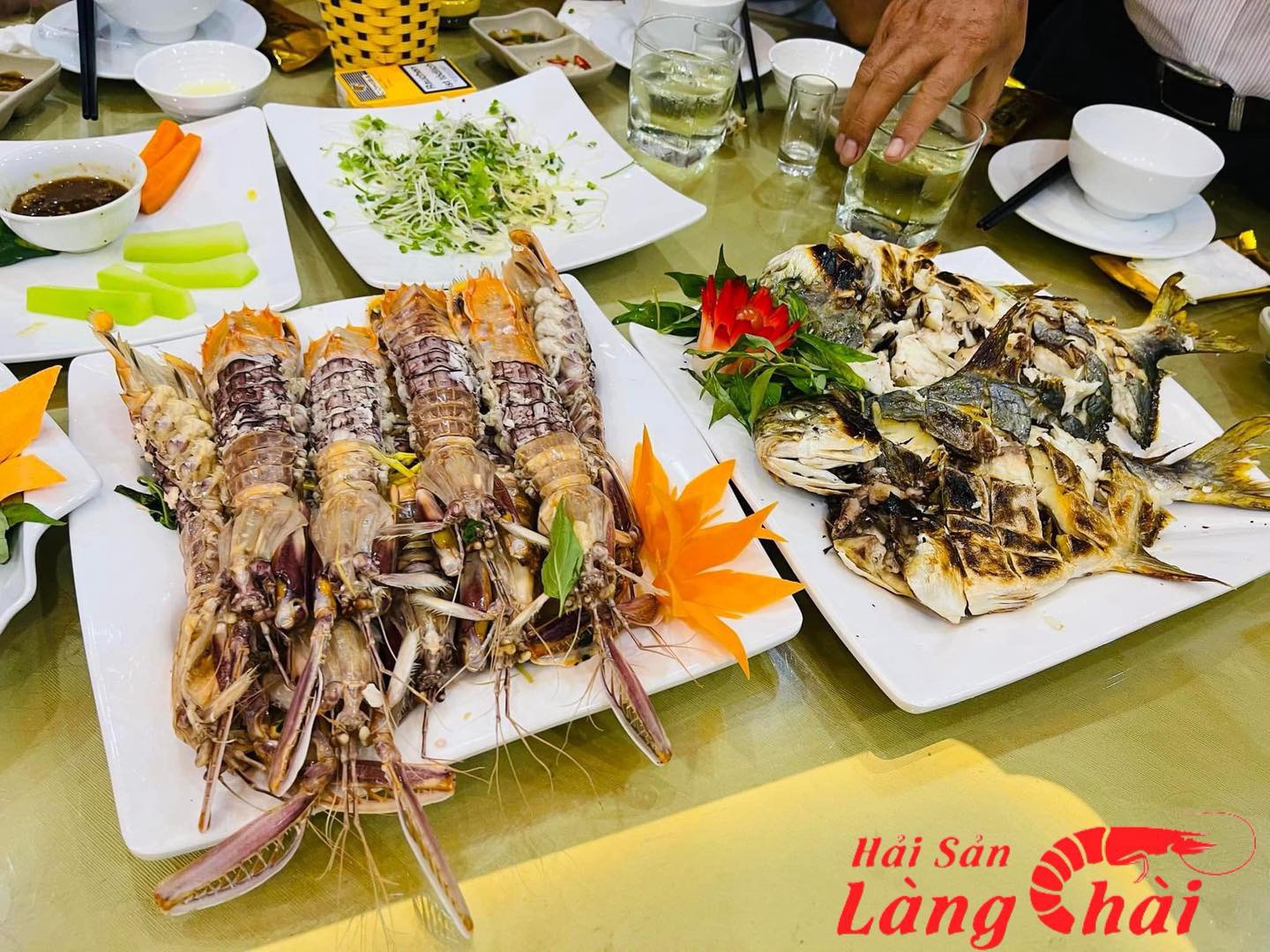 Hải Sản Làng Chài