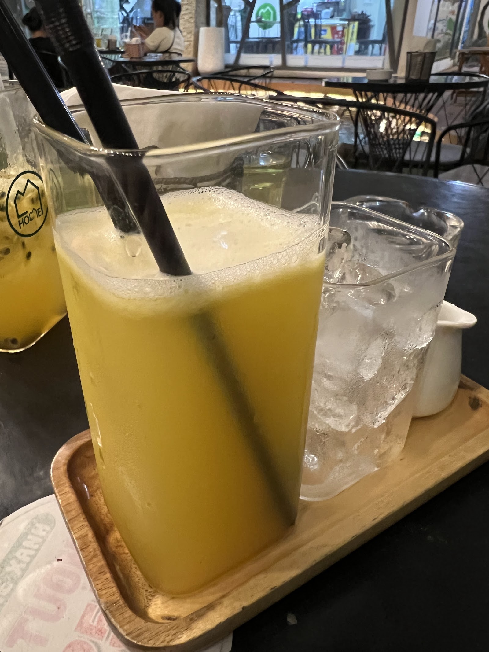 HOME - Cafe Koi