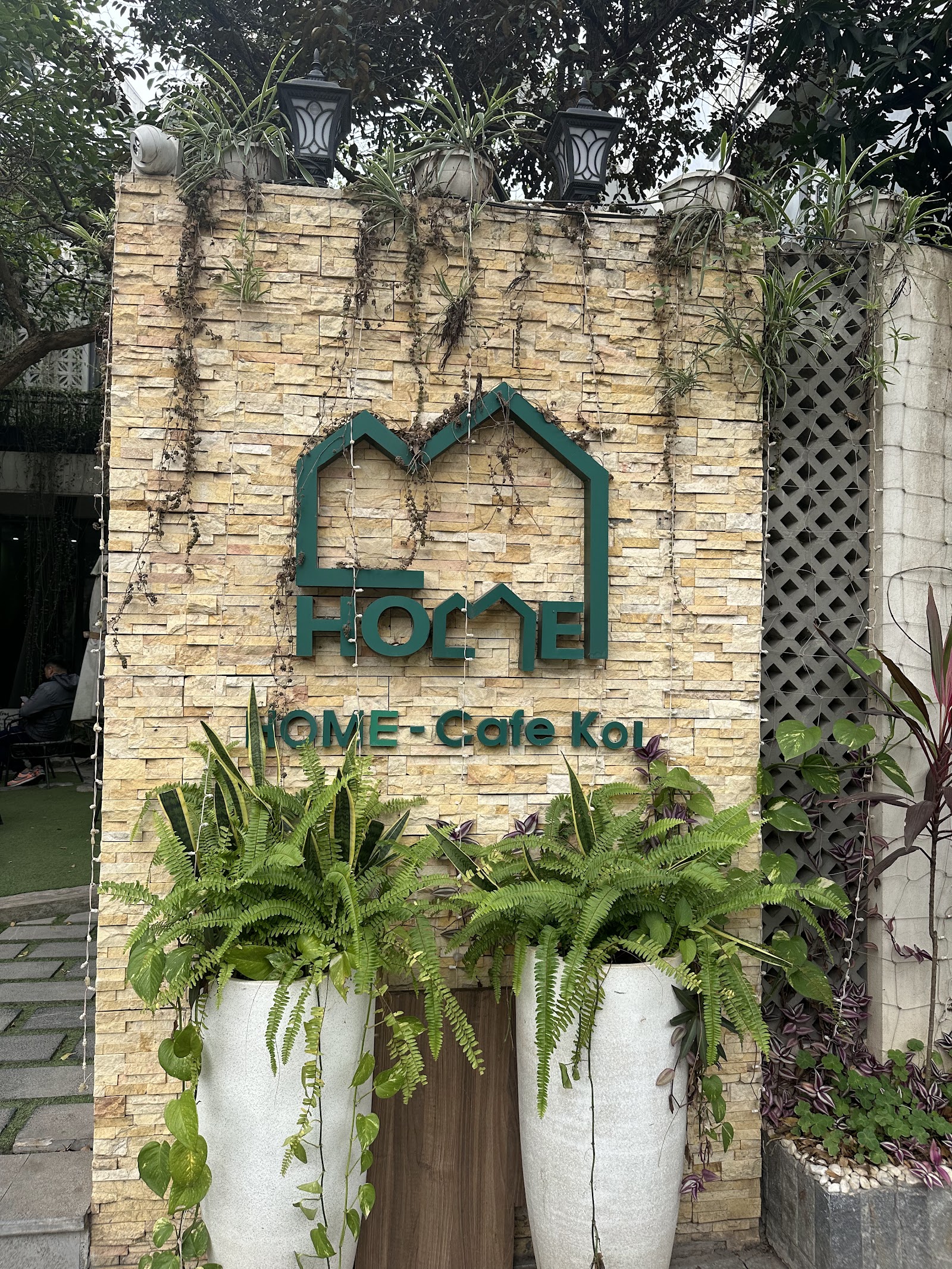 HOME - Cafe Koi