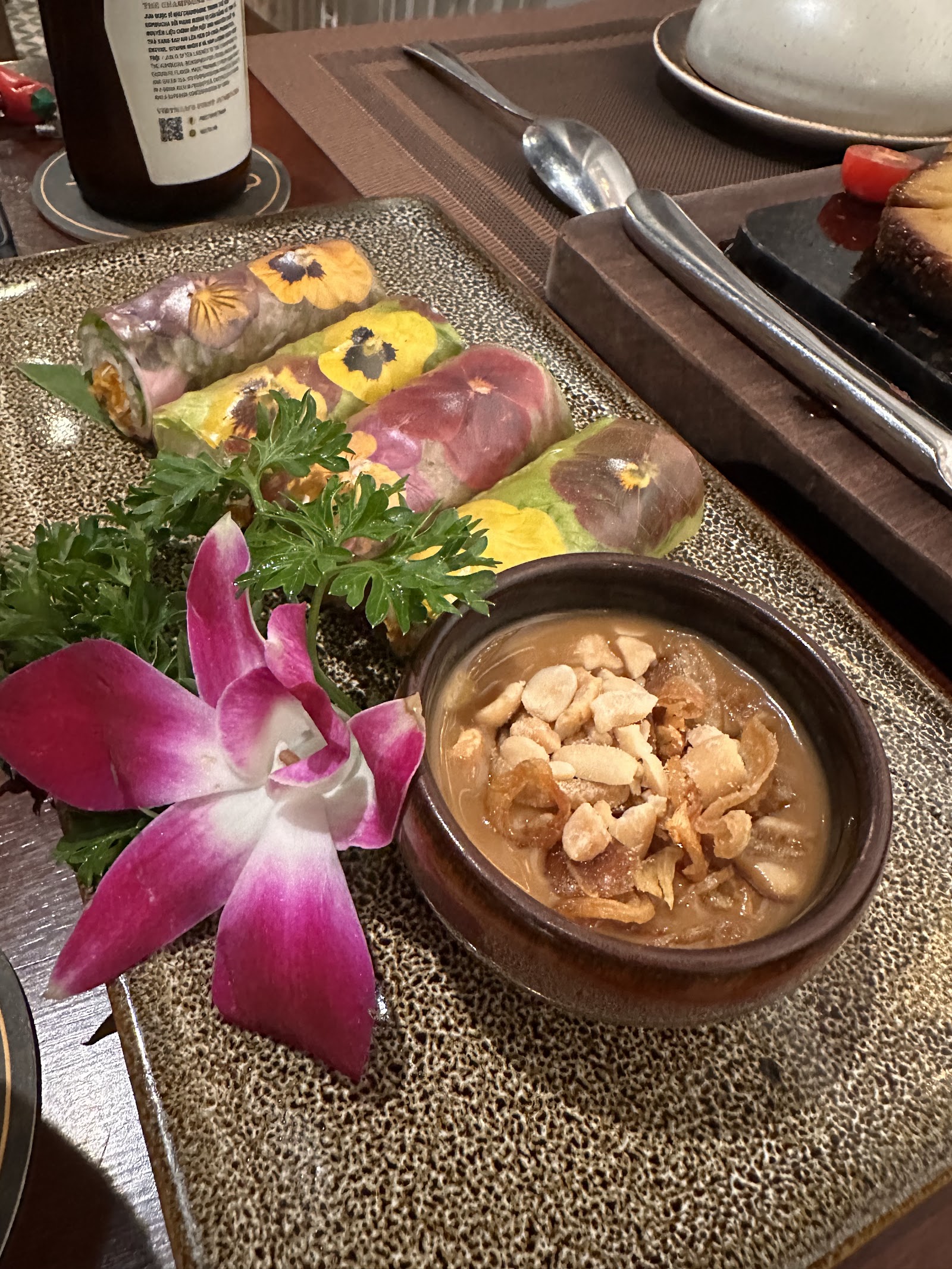 Kasaya - Nhà Hàng Chay và Cafe