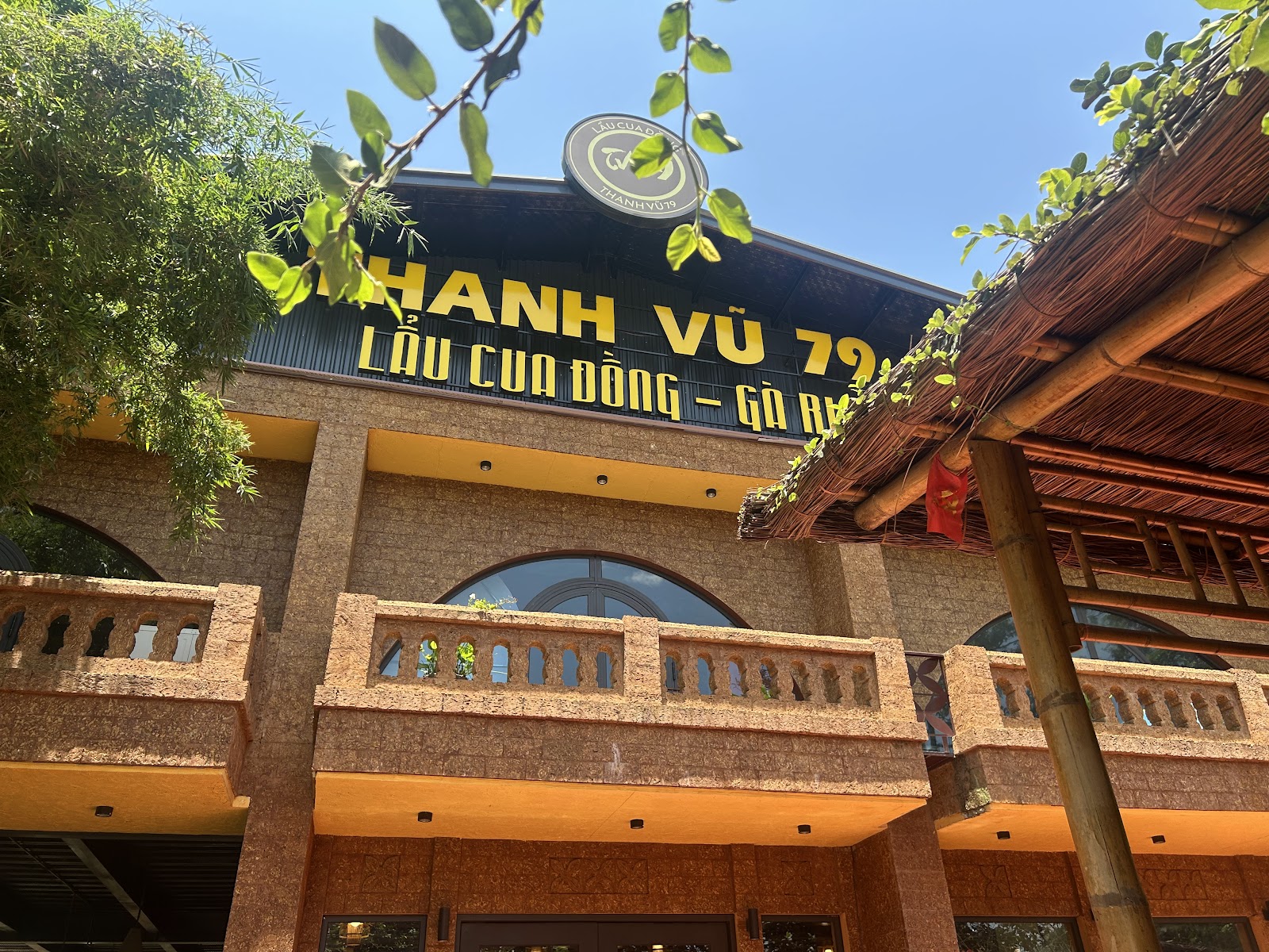 Lẩu Cua Đồng Thanh Vũ 79 - Láng Hòa Lạc