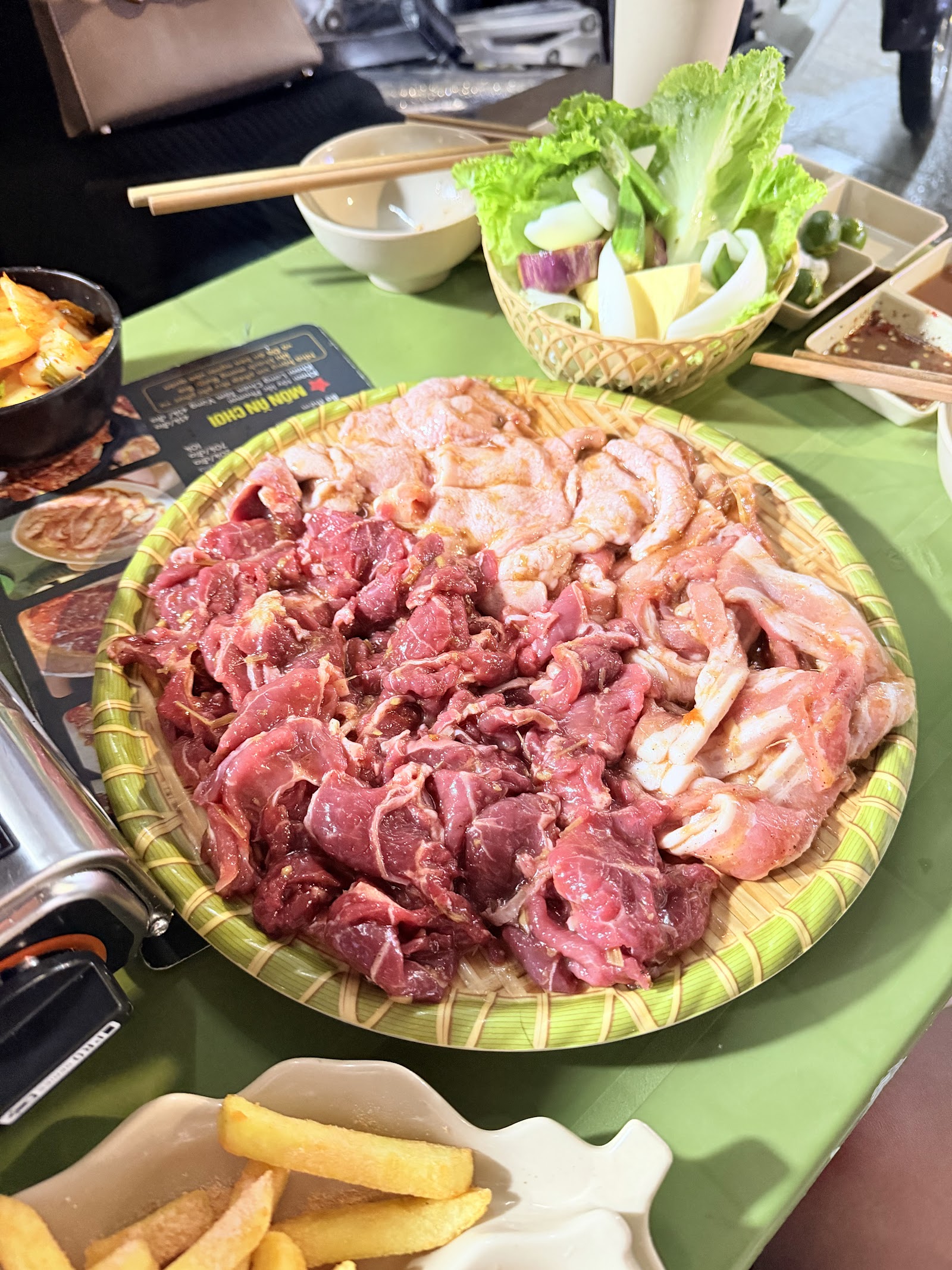 Lau Nuong Nhung Nhinh