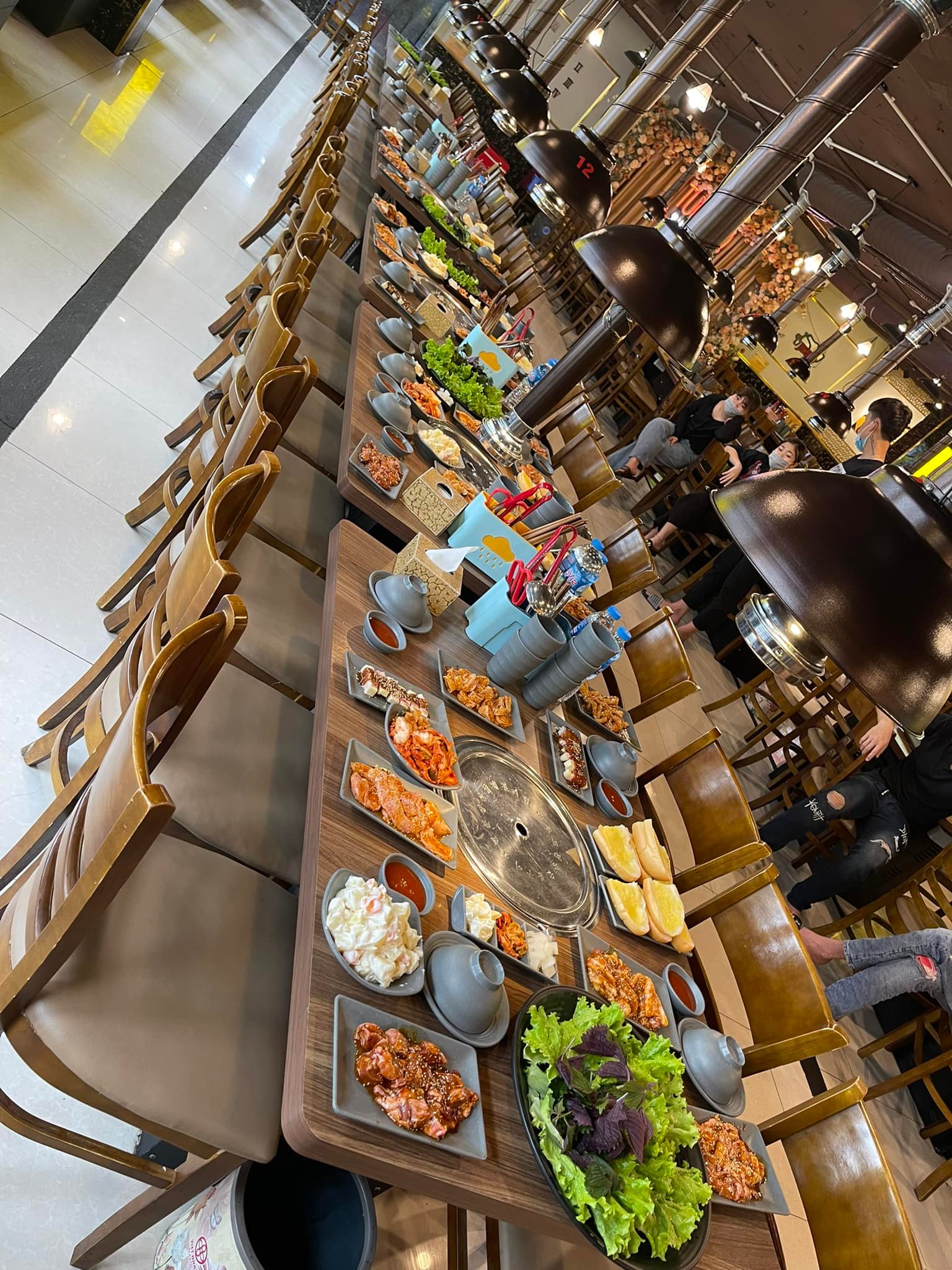 Lẩu Nướng Tươi Bbq – Không gian quán