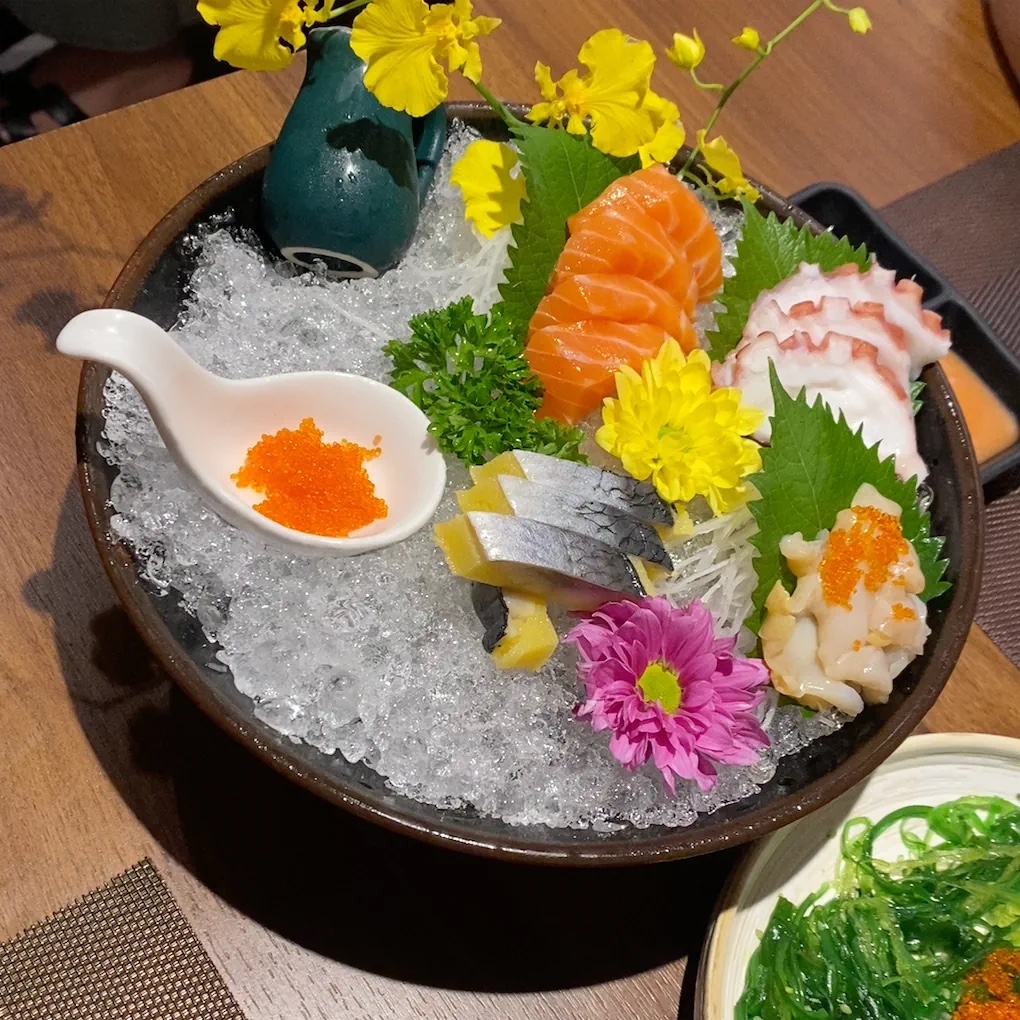 Let's Sushi Hàm Nghi